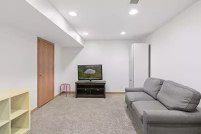 9016 66th Avenue N, Brooklyn Park, MN 55428 - Photo 39