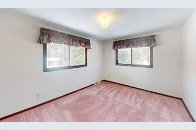 27015 Flintwood Circle, Wyoming, MN 55092 - Photo 5