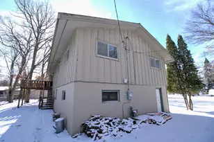 27015 Flintwood Cir, Wyoming, MN 55092 - Photo 19