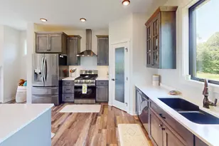 16580 Pleasant Valley Rd, Shafer, MN 55074 - Photo 3