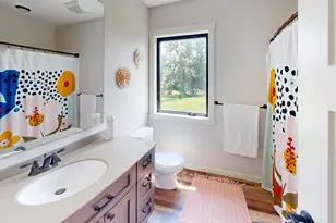 16580 Pleasant Valley Rd, Shafer, MN 55074 - Photo 5