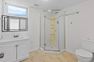 8237 Pillsbury Ave S, Bloomington, MN 55420 - Photo 19