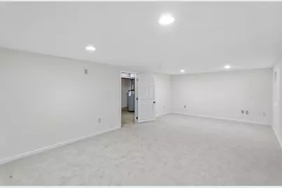 8237 Pillsbury Avenue S, Bloomington, MN 55420 - Photo 21