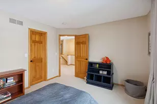 7406 Moccasin Trail, Chanhassen, MN 55317 - Photo 35