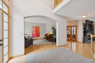 7406 Moccasin Trail, Chanhassen, MN 55317 - Photo 5