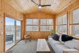 7406 Moccasin Trail, Chanhassen, MN 55317 - Photo 17