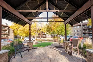 7401 W 101st St, Bloomington, MN 55438 - Photo 27