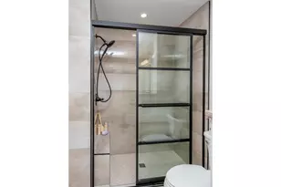 7401 W 101st St, Bloomington, MN 55438 - Photo 13