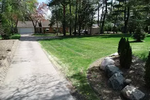 809 Bradford Ave, Champlin, MN 55316 - Photo 3