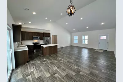 921 NW 9th Street, Perham, MN 56573 - Photo 13