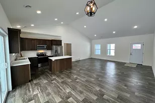 921 NW 9th St, Perham, MN 56573 - Photo 13