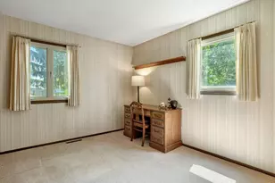 608 Grospoint Ave N, Oakdale, MN 55128 - Photo 11