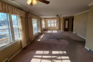 404 N Vine St, Fergus Falls, MN 56537 - Photo 11