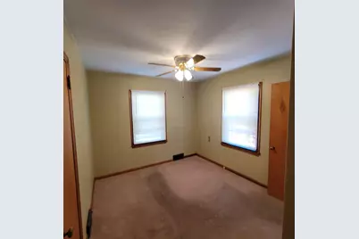 404 N Vine Street, Fergus Falls, MN 56537 - Photo 19