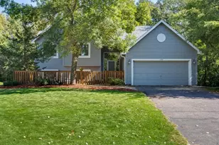 1020 Fernbrook Ln N, Plymouth, MN 55447 - Photo 27