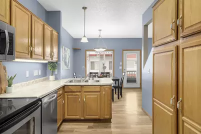 8657 Tessman Circle N, Brooklyn Park, MN 55445 - Photo 13