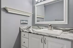 6075 Lincoln Dr, Edina, MN 55436 - Photo 39