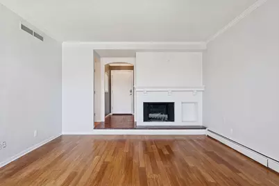 6075 Lincoln Drive #305, Edina, MN 55436 - Photo 5