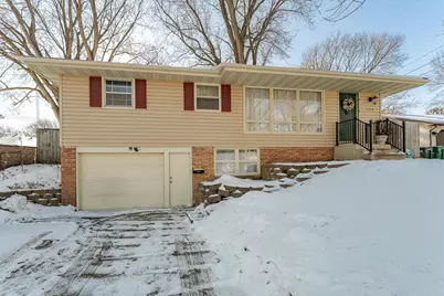 1220 Cascade Street NW, Rochester, MN 55901 - Photo 1