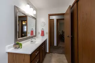 1304 Camelot Ct, Fairmont, MN 56031 - Photo 21