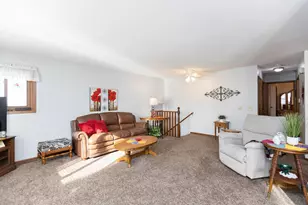 1304 Camelot Ct, Fairmont, MN 56031 - Photo 11