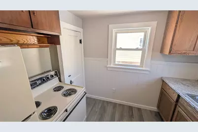 1009 4th Avenue NE, Austin, MN 55912 - Photo 7