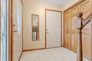 14160 Heritage Ct, Apple Valley, MN 55124 - Photo 5