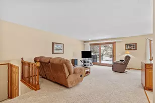 14160 Heritage Ct, Apple Valley, MN 55124 - Photo 7