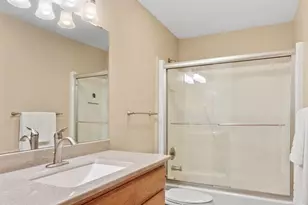 14160 Heritage Ct, Apple Valley, MN 55124 - Photo 19