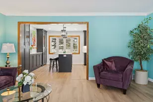 15357 Village Woods Dr, Eden Prairie, MN 55347 - Photo 3