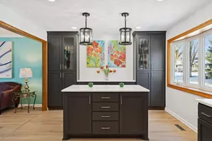 15357 Village Woods Dr, Eden Prairie, MN 55347 - Photo 5