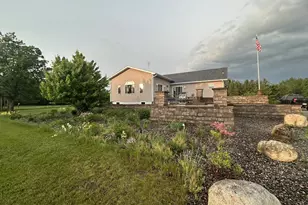 1500 Olympic St, Braham, MN 55006 - Photo 9