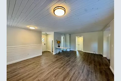 409 Main Avenue N, Roseau, MN 56751 - Photo 11