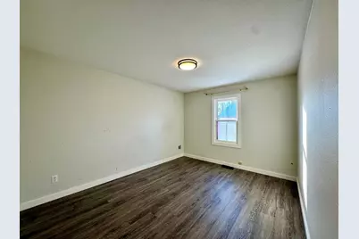 409 Main Avenue N, Roseau, MN 56751 - Photo 19