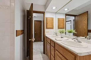 196 Windsor Ln, New Brighton, MN 55112 - Photo 27