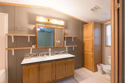 2244 Buckingham Lane, Mounds View, MN 55112 - Photo 13