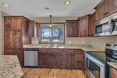 144 Glenview Loop, Saint Cloud, MN 56303 - Photo 7