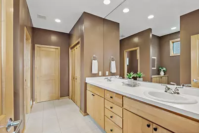 10509 Spyglass Drive, Eden Prairie, MN 55347 - Photo 21