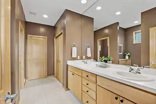 10509 Spyglass Dr, Eden Prairie, MN 55347 - Photo 21