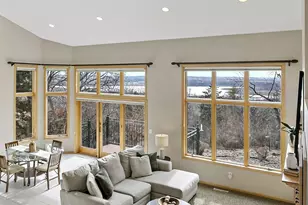 10509 Spyglass Dr, Eden Prairie, MN 55347 - Photo 5