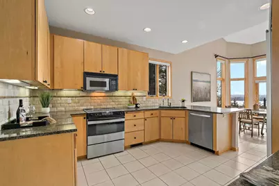 10509 Spyglass Drive, Eden Prairie, MN 55347 - Photo 15