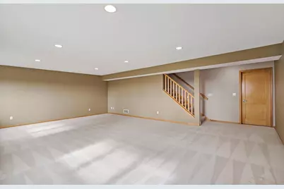 10509 Spyglass Drive, Eden Prairie, MN 55347 - Photo 45