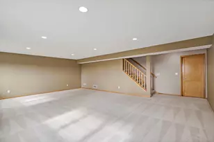 10509 Spyglass Dr, Eden Prairie, MN 55347 - Photo 45