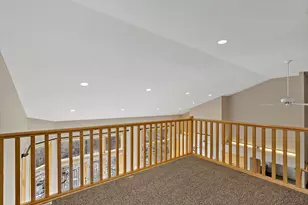 10509 Spyglass Dr, Eden Prairie, MN 55347 - Photo 27