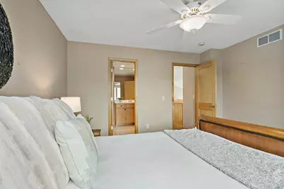 10509 Spyglass Drive, Eden Prairie, MN 55347 - Photo 31