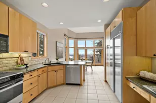 10509 Spyglass Dr, Eden Prairie, MN 55347 - Photo 13