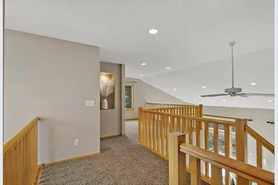 10509 Spyglass Drive, Eden Prairie, MN 55347 - Photo 25