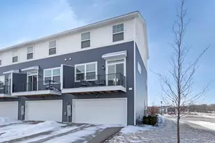 3163 Clover Ridge Dr, Chaska, MN 55318 - Photo 31