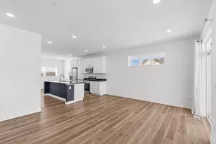 3163 Clover Ridge Dr, Chaska, MN 55318 - Photo 15