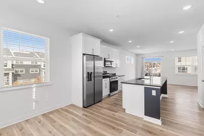 3163 Clover Ridge Drive, Chaska, MN 55318 - Photo 3